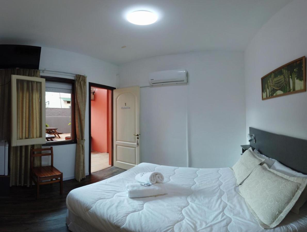 Hotel Perla Del Plata Colonia del Sacramento Bagian luar foto