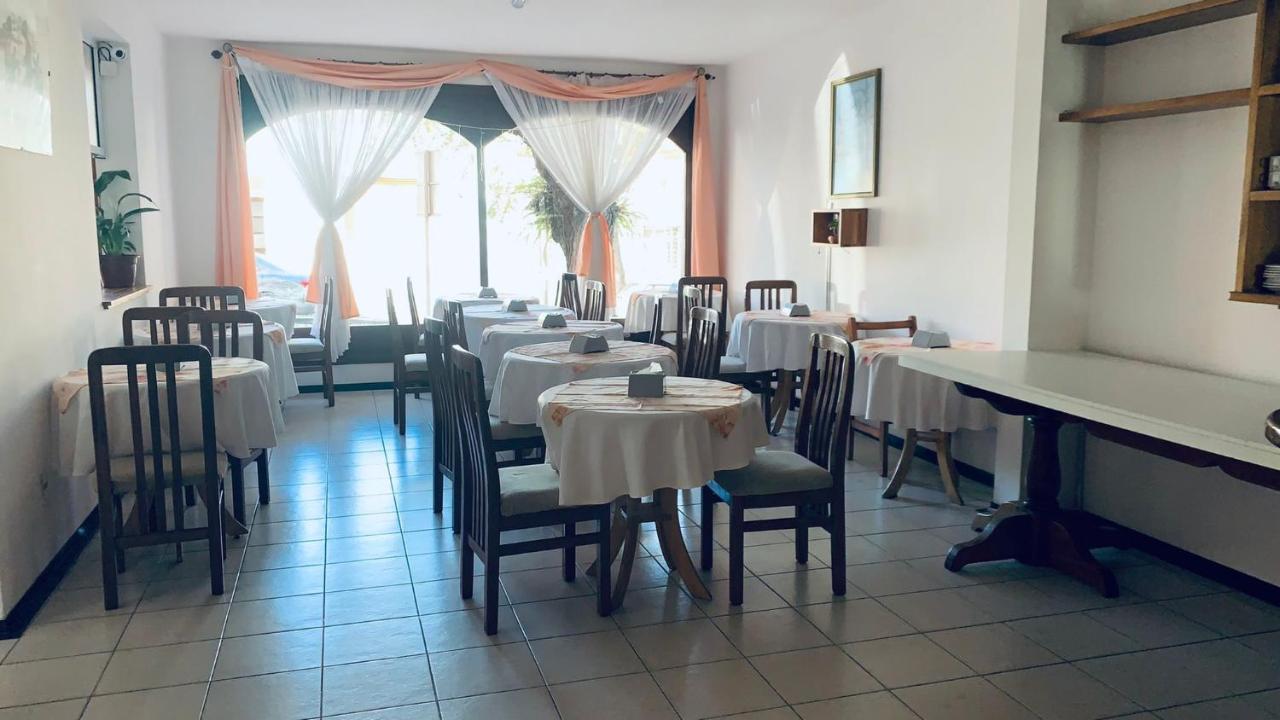 Hotel Perla Del Plata Colonia del Sacramento Bagian luar foto