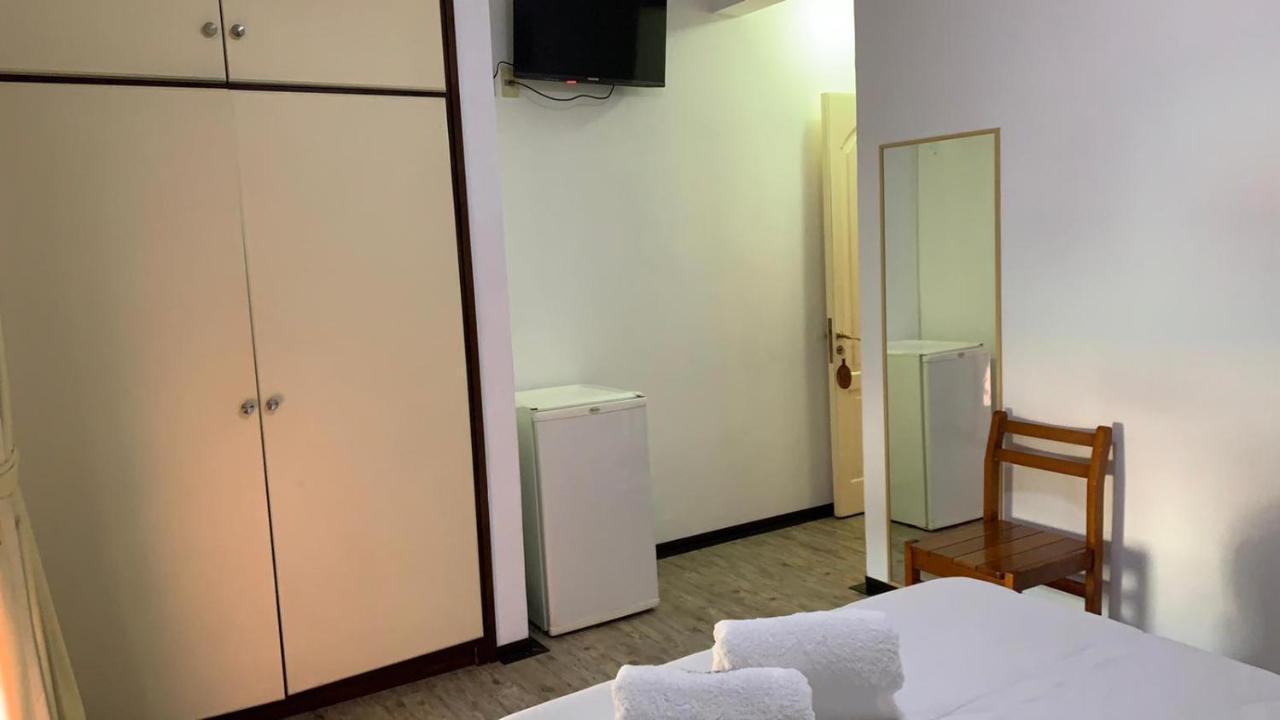 Hotel Perla Del Plata Colonia del Sacramento Bagian luar foto