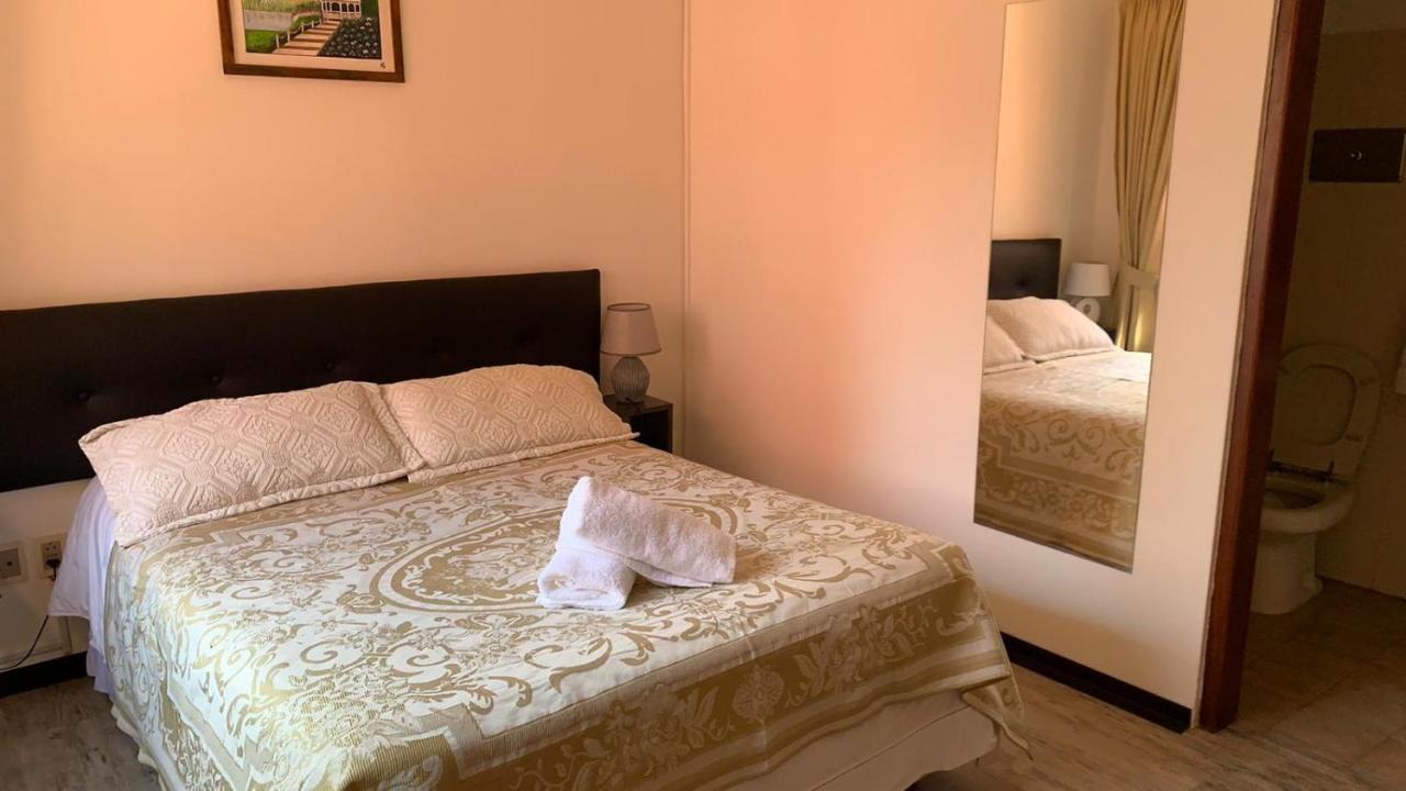 Hotel Perla Del Plata Colonia del Sacramento Bagian luar foto